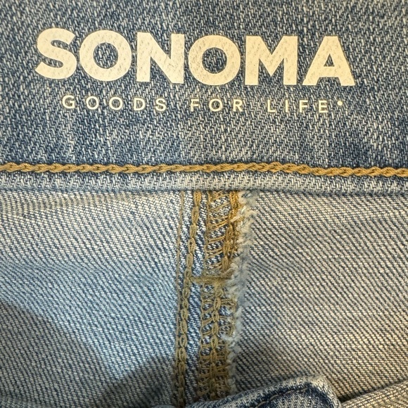 Sonoma Boyfriend Light Wash Plus Size Jeans Size 16 ☀️ - Picture 15 of 17